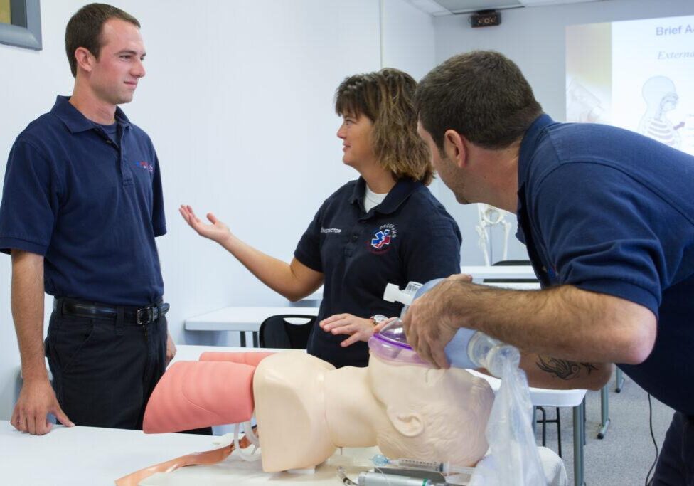 Advanced EMT 911Programs Advanced EMT (AEMT)